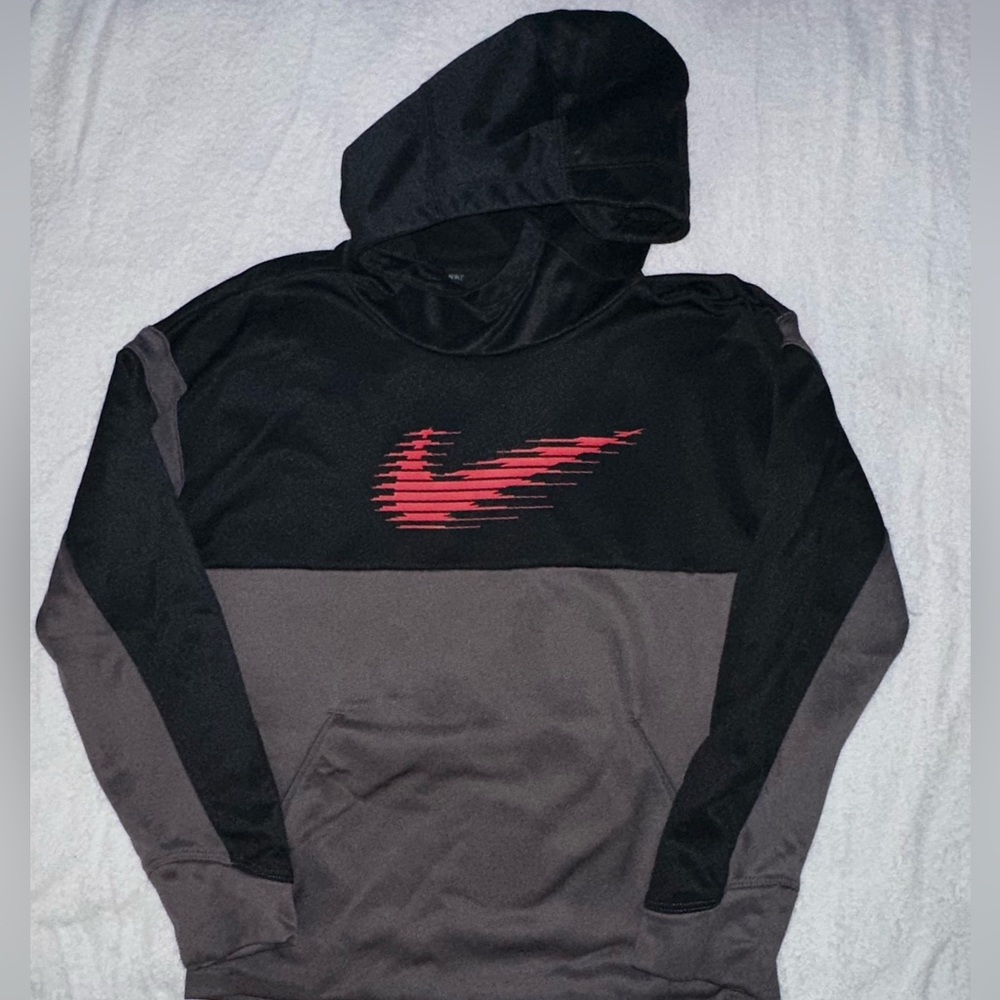 EUC Boys Nike Pullover Sweatshirt Hoodie Size S Small Black Gray & Red